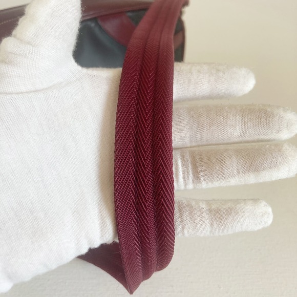 Prada Crossbody Bag in Burgundy and Dark Green - Picture 14 of 17